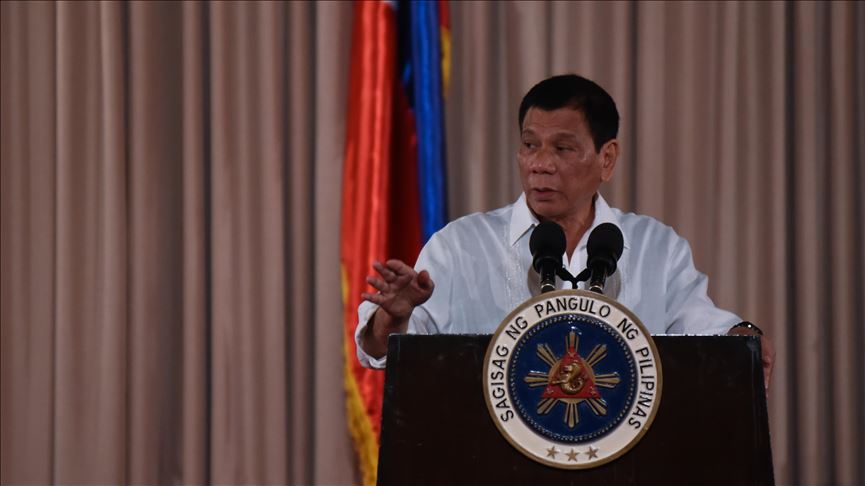 Duterte: “los que me quieren impugnar, irán a la cárcel”