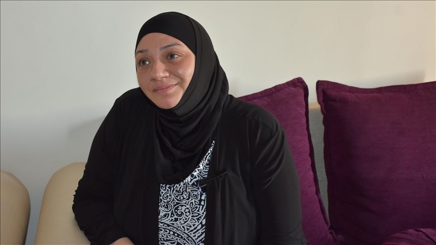 Regime prison ordeal leads Syrian woman to help others