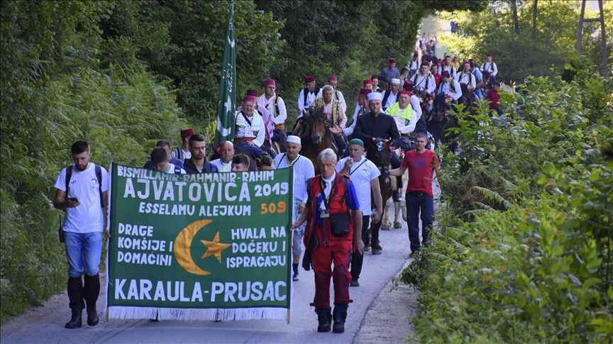 Najveće dovište muslimana u Evropi: Konjanici iz Karaule krenuli ka Ajvatovici