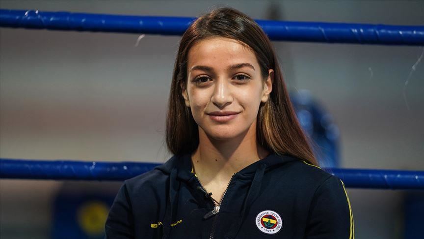 Turkish boxer wins gold medal in European Games