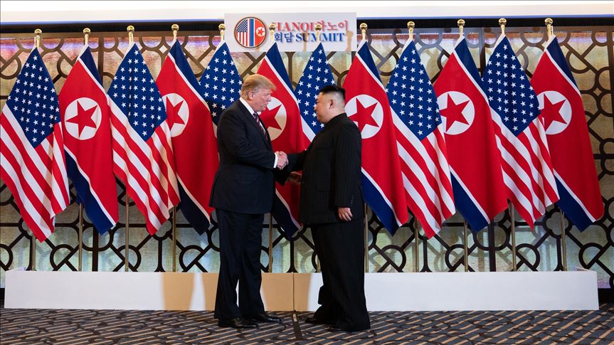 Trump y Kim acuerdan reanudar los diálogos de desnuclearización
