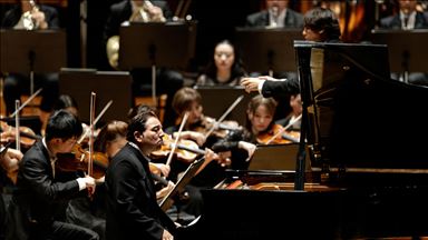 Fazıl Say ve Şanghay Filarmoni Orkestrası'ndan İzmir'de konser