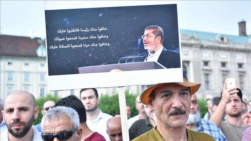 La muerte de Morsi: un cuento de héroes y villanos