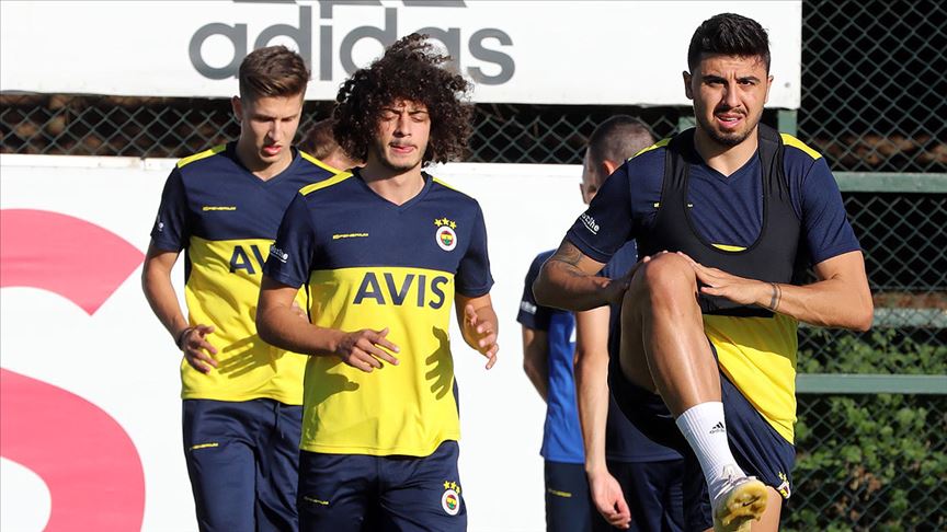 Fenerbahçe'de futbolculara kuvvet testleri yapıldı