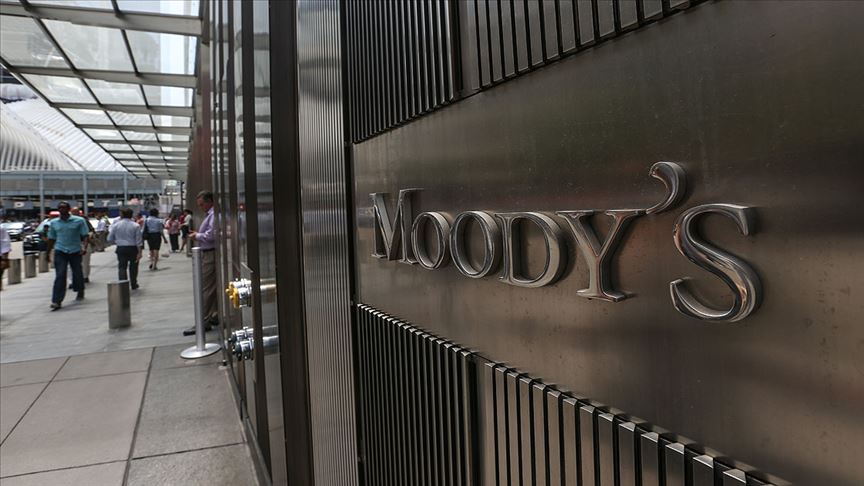 Moody's: İngiltere kredi zorlukları ile karşı karşıya
