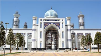 Крупнейшую мечеть Центральной Азии строят в Душанбе