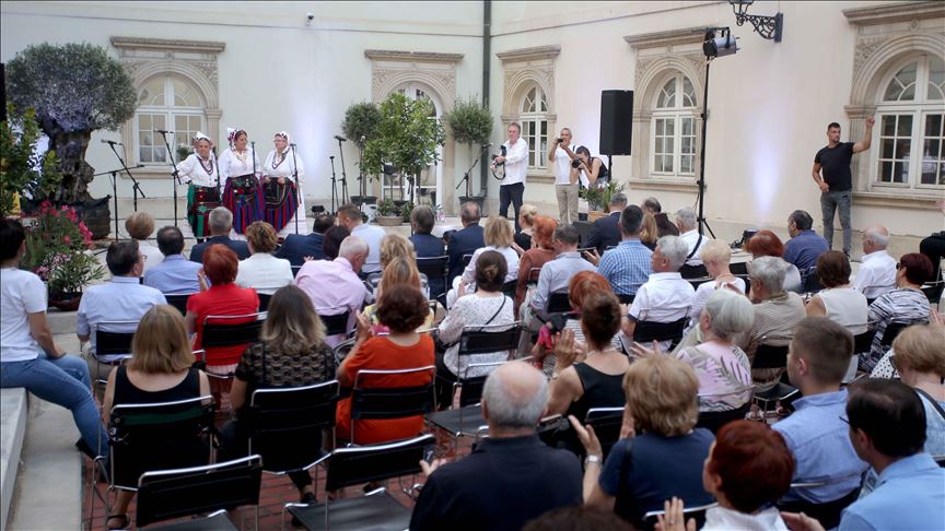 Hrvatska: Izložba Nematerijalna kulturna baština u FBiH iz zbirke Karmela sv. Ilije