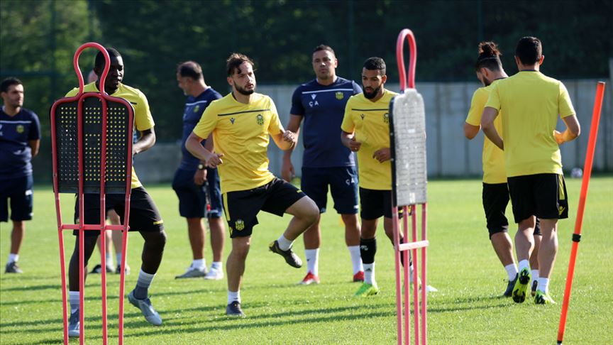 Malatyaspor'da Özer Özdemir ilk antrenmanına çıktı
