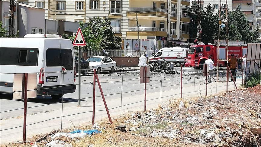 Взрыв автомобиля на юге Турции, 3 погибших