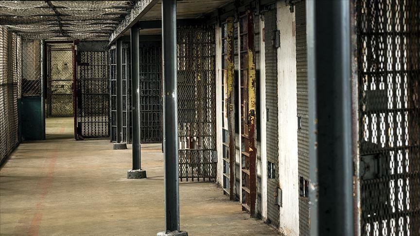 Tortures dans les prisons syriennes: "Ils m'ont battu jusqu'à l'évanouissement" (témoignage)