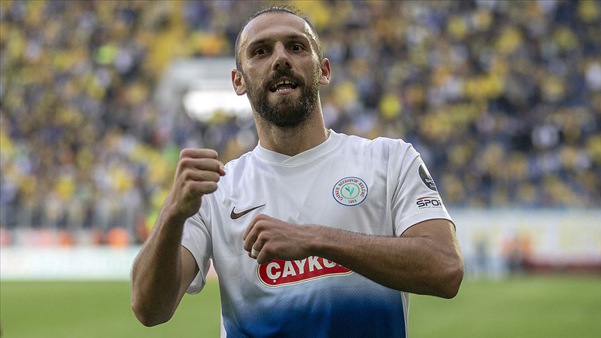 Kosovalı forvet Fenerbahçe yolunda