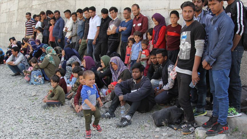 تركيا.. ضبط 74 مهاجرا غير نظامي شرقي البلاد