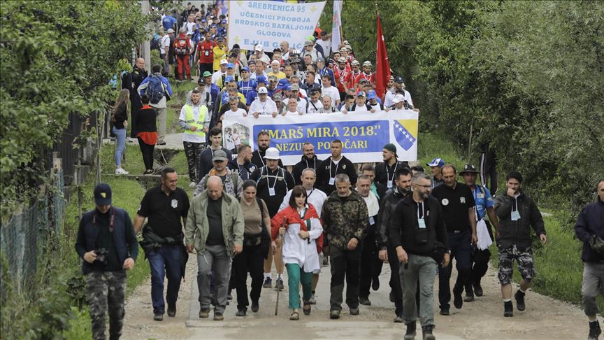 Bosnia: personas de todo el mundo marcharán en honor a las víctimas de Srebrenica 