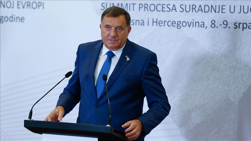 Bosnia seeks resolution of issues with Serbia, Croatia
