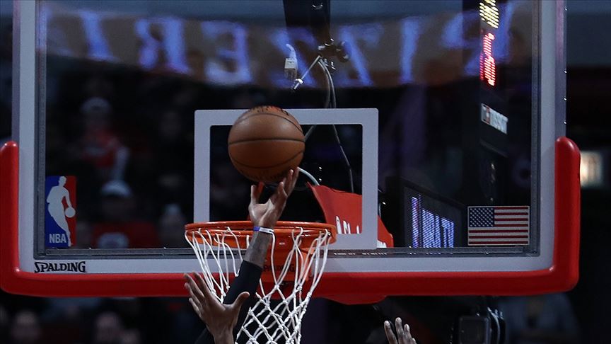 Clippers'tan iki yıldız transferi