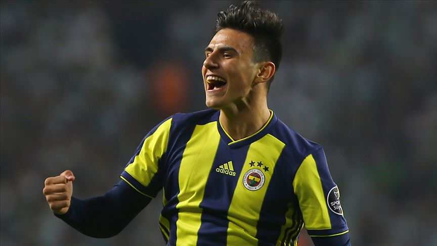 Eljif Elmas İstanbul'da