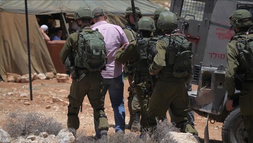 Israel detains 12 Palestinians in West Bank