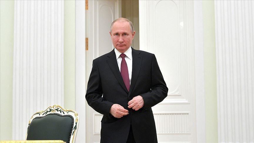 Путин и Зеленский обсудили урегулирование на Донбассе
