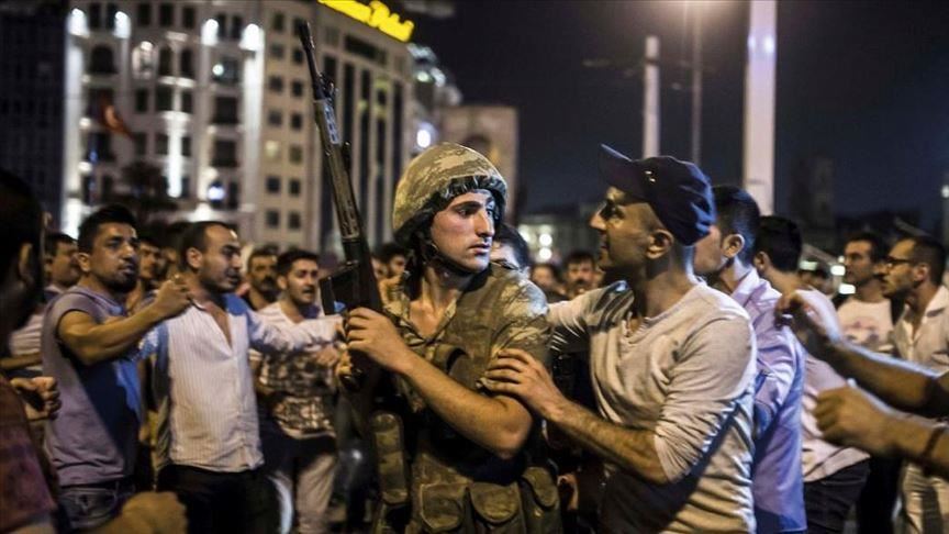 تركيا.. "الأناضول" تعرض مشاهد جديدة لمحاولة الانقلاب الفاشلة