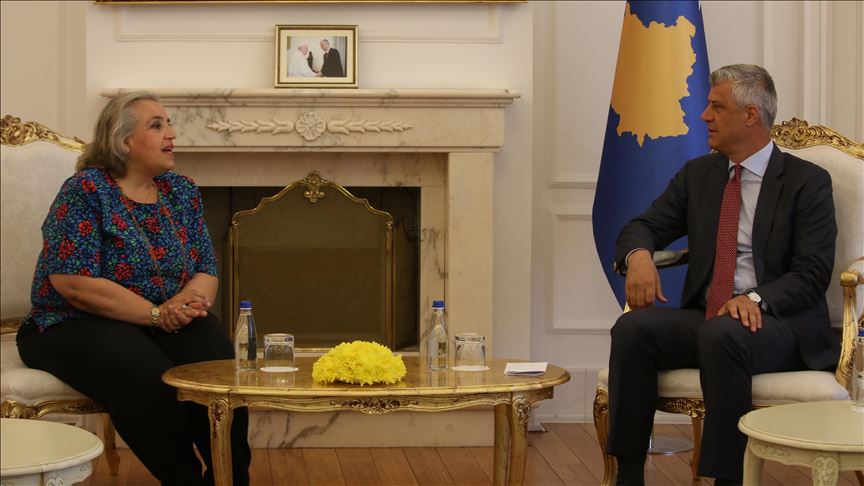 Thaçi pret në takim lamtumirës shefen e EULEX-it në Kosovë