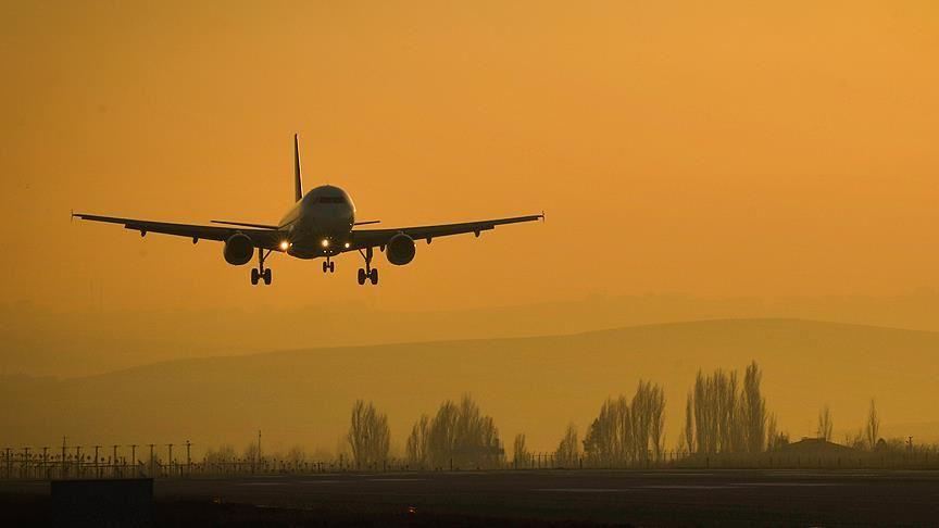 Turbulenca e fuqishme në avionin e linjës kanadeze lëndon 37 persona