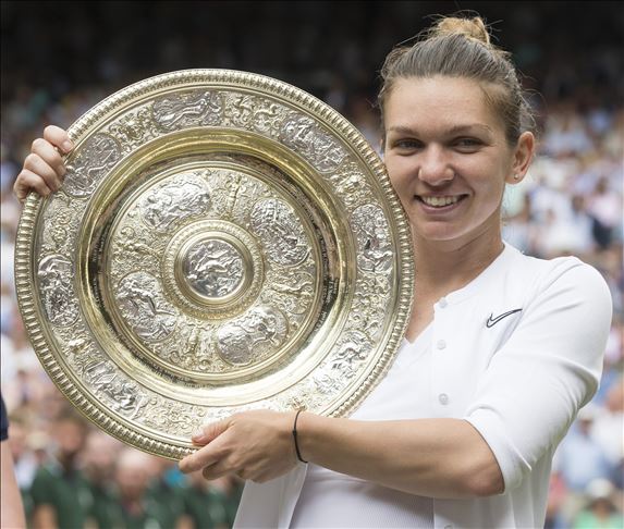 Simona Halep Juara Wimbledon 2019
