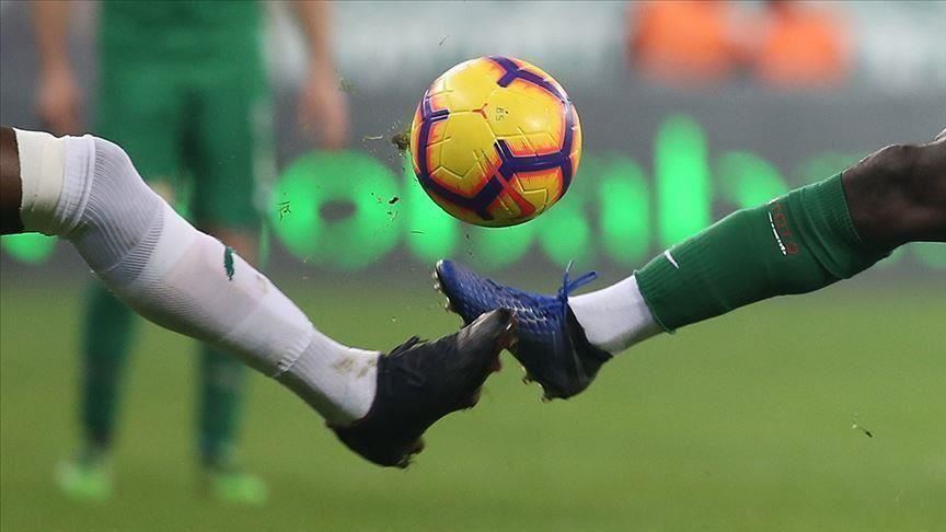الجزائر.. 28 طائرة لنقل نحو 5 آلاف مشجع للمنتخب بنهائي "الكان" بمصر