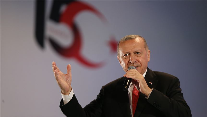 Erdogan: Tursku neće preuzeti nitkovi koji su prodali dušu šejtanu
