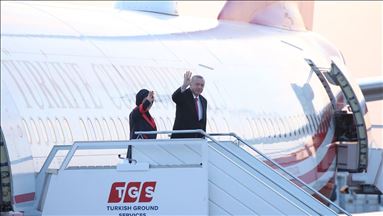 أردوغان يصل مطار أتاتورك لإحياء ذكرى إحباط محاولة الانقلاب