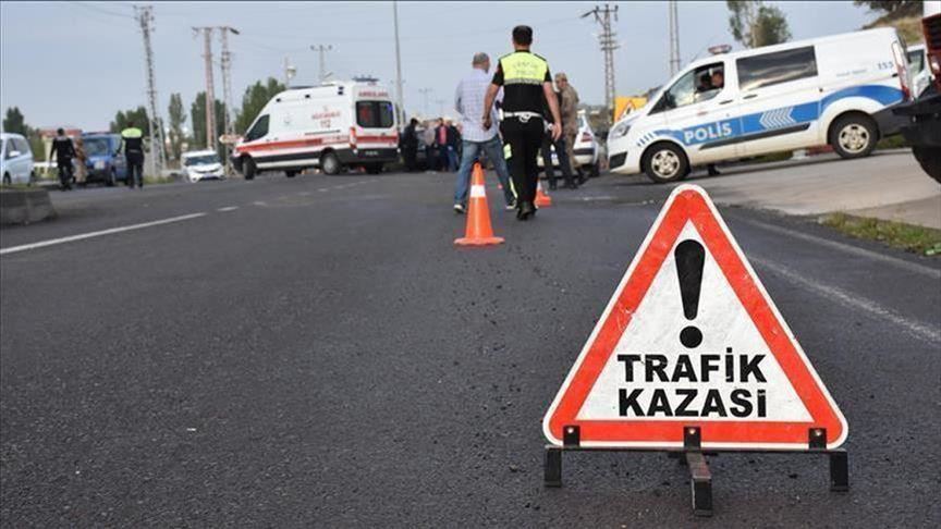 Eskişehir'de trafik kazası: 3 ölü, 6 yaralı 