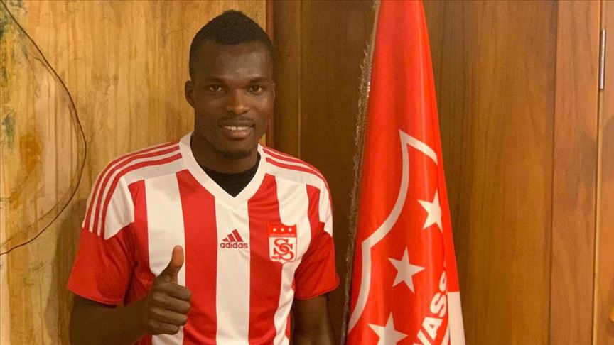 Sivasspor, Ganalı Isaac Cofie'yi transfer etti