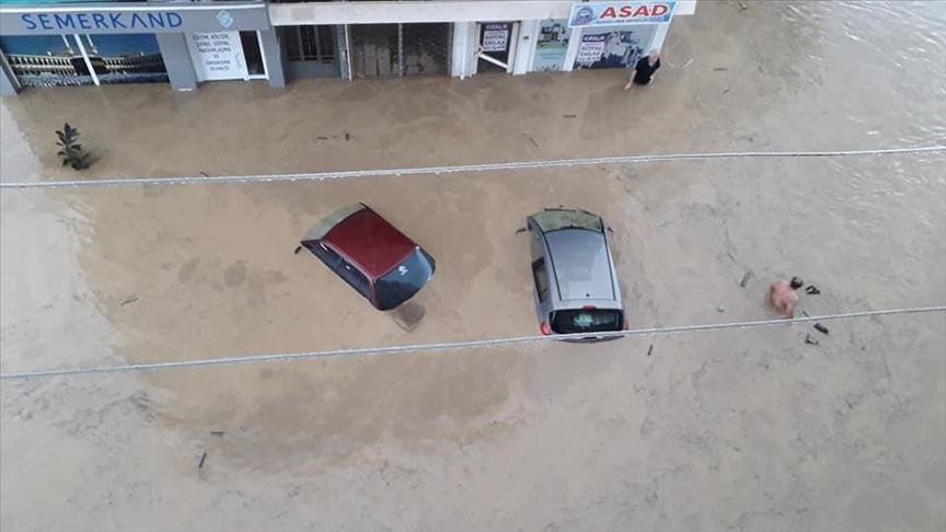 Turkey’s northwest struggles with flash floods