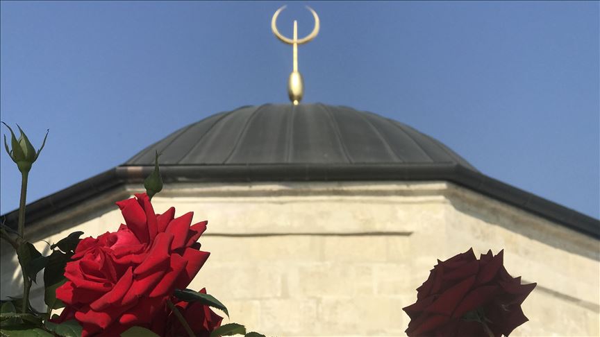 Hungary: Gul Baba tomb favorite visitor destination