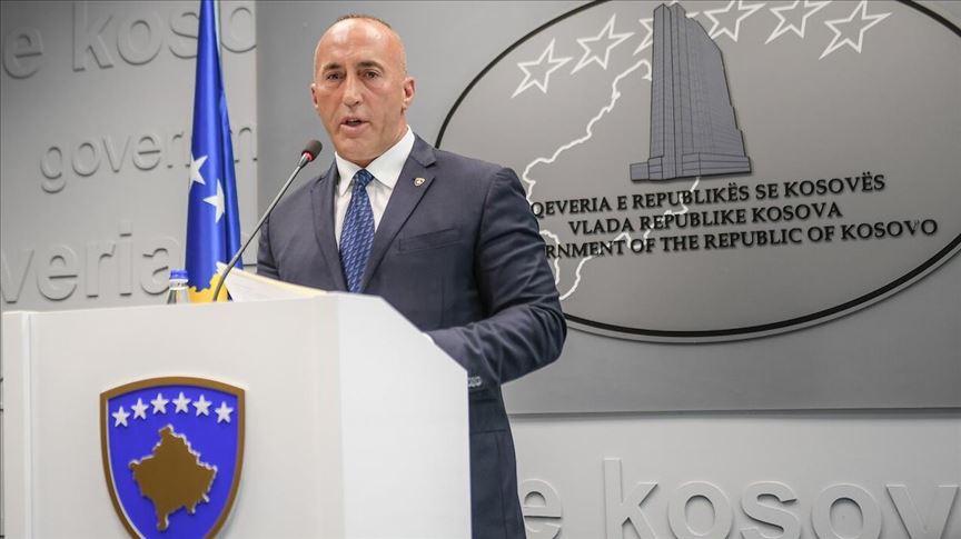 El primer ministro de Kosovo dimite luego de citación de un tribunal de la Haya