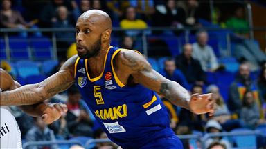 Pınar Karşıyaka Tony Crocker ile sözleşme imzaladı