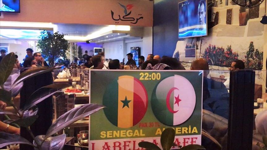 Finale de la CAN 2019 : Supporteurs sénégalais et algériens ont suivi le match à Istanbul