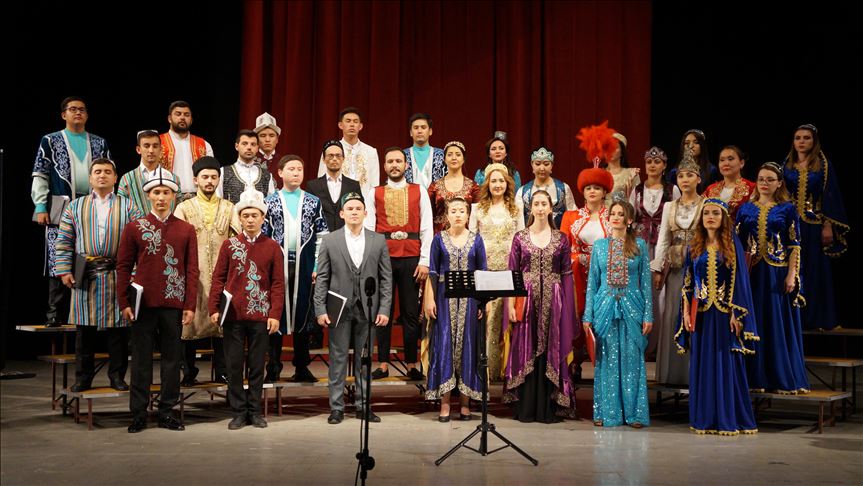Omladinski hor TURKSOY održao koncert u Novom Pazaru
