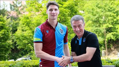 'Futbolcu satarak para kazanacağımız sezon bu sezon değil'