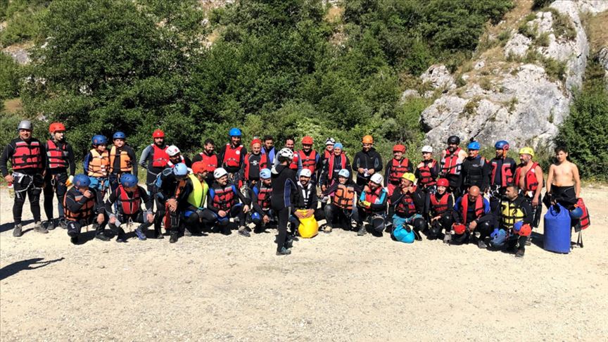 Tehlikeyi göze alanlara 'kanyon sporu' eğitimi