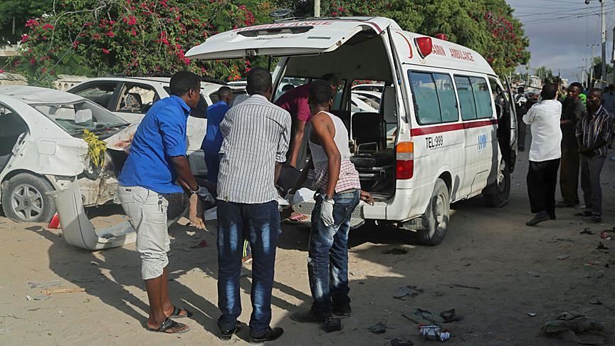 Roadside blast kills at least 8 in Somalia 