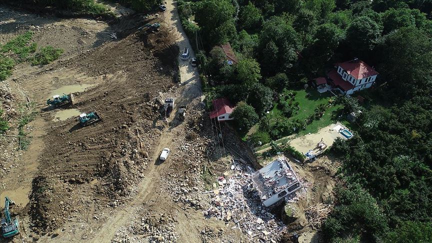 Çevre ve Şehircilik Bakanı Kurum: Düzce'de 475 yapı sel ve heyelandan etkilendi