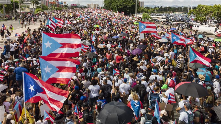 Miles de puertorriqueños marcharon para pedir la renuncia de Ricardo Rosselló