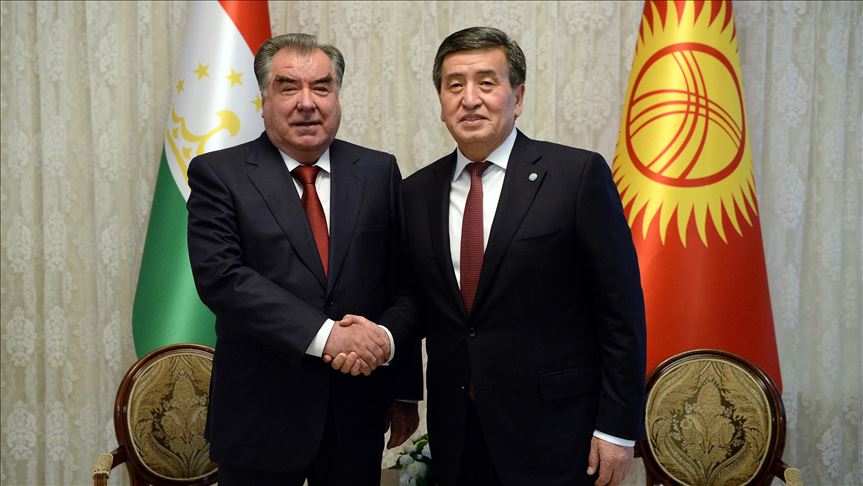 دیدار سران قرقیزستان و تاجیکستان در مورد اجرای روند علامتگذاری مرزی