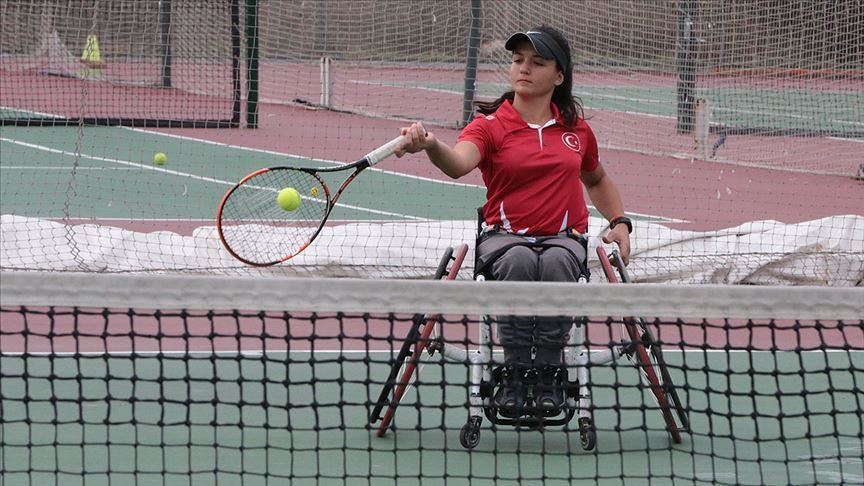 Turkish, UK's Paralympic tennis players win doubles