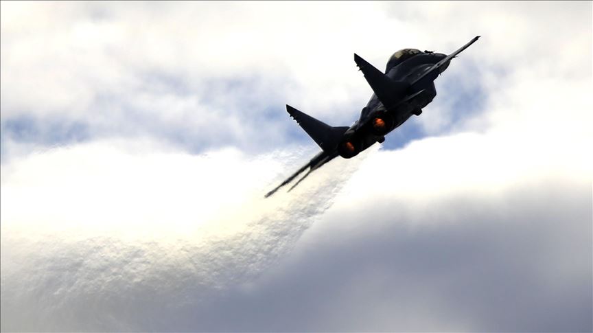 Avión militar estadounidense se estrella en el desierto de California