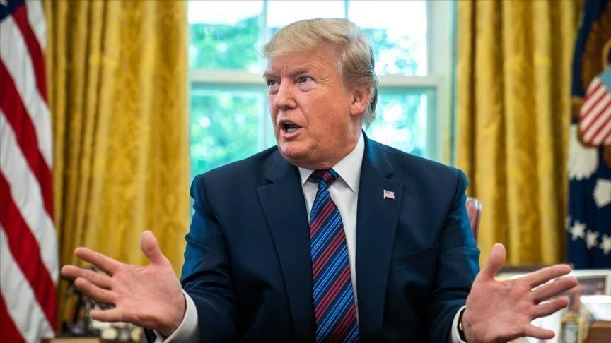 ترامب: أفكر في فرض حصار على فنزويلا