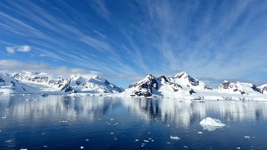 بسبب الحرارة.. ذوبان 197 مليار طن من جليد "جرينلاند"