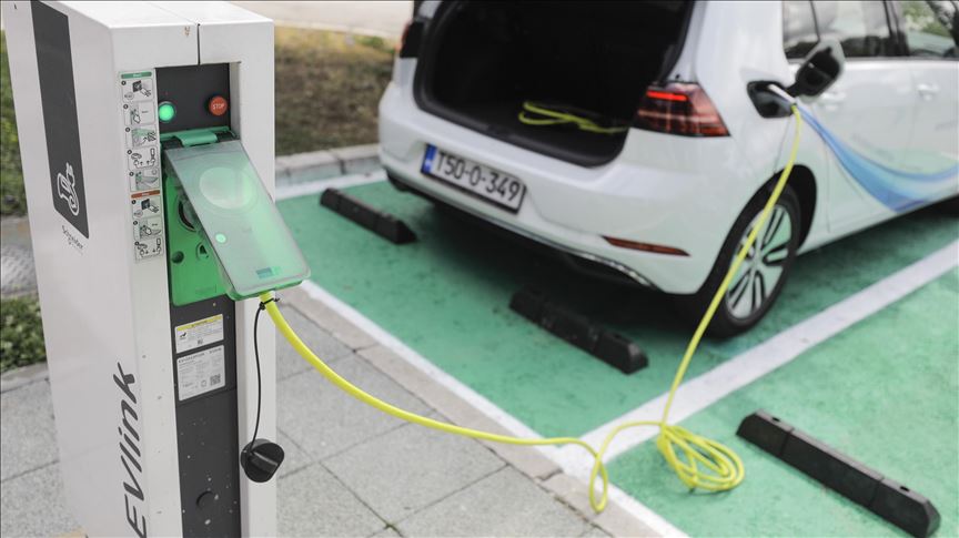Sarajevo: U sklopu projekta “Elektromobilnost u EPBiH“ predstavljeno šest novih električnih vozila