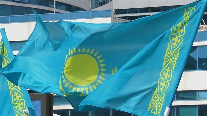 Средняя зарплата в Казахстане составила $483