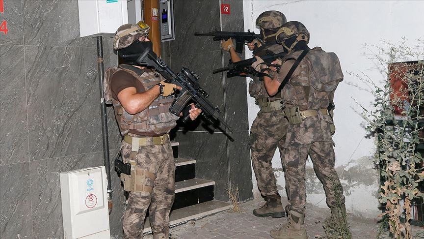 İstanbul’da uyuşturucu operasyonu: 20 gözaltı